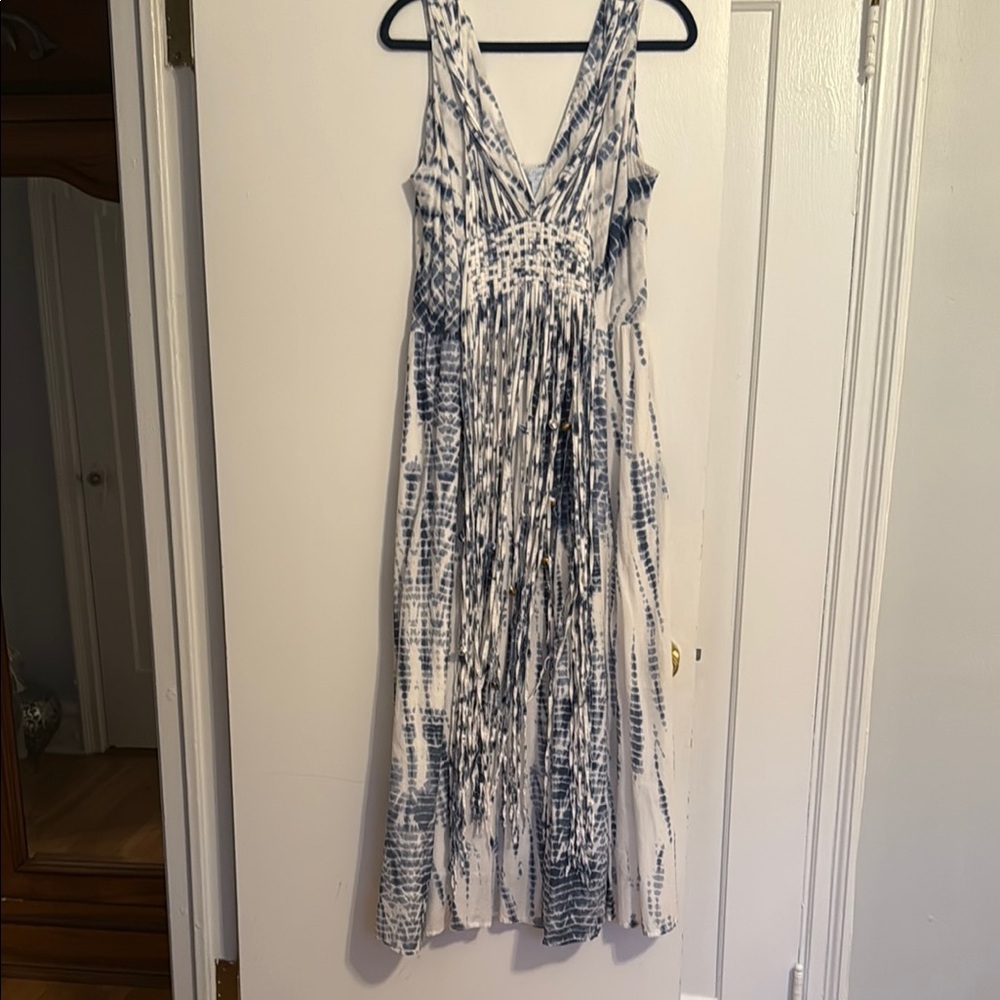 Blue and White Maxi Dress with Elegant Flow